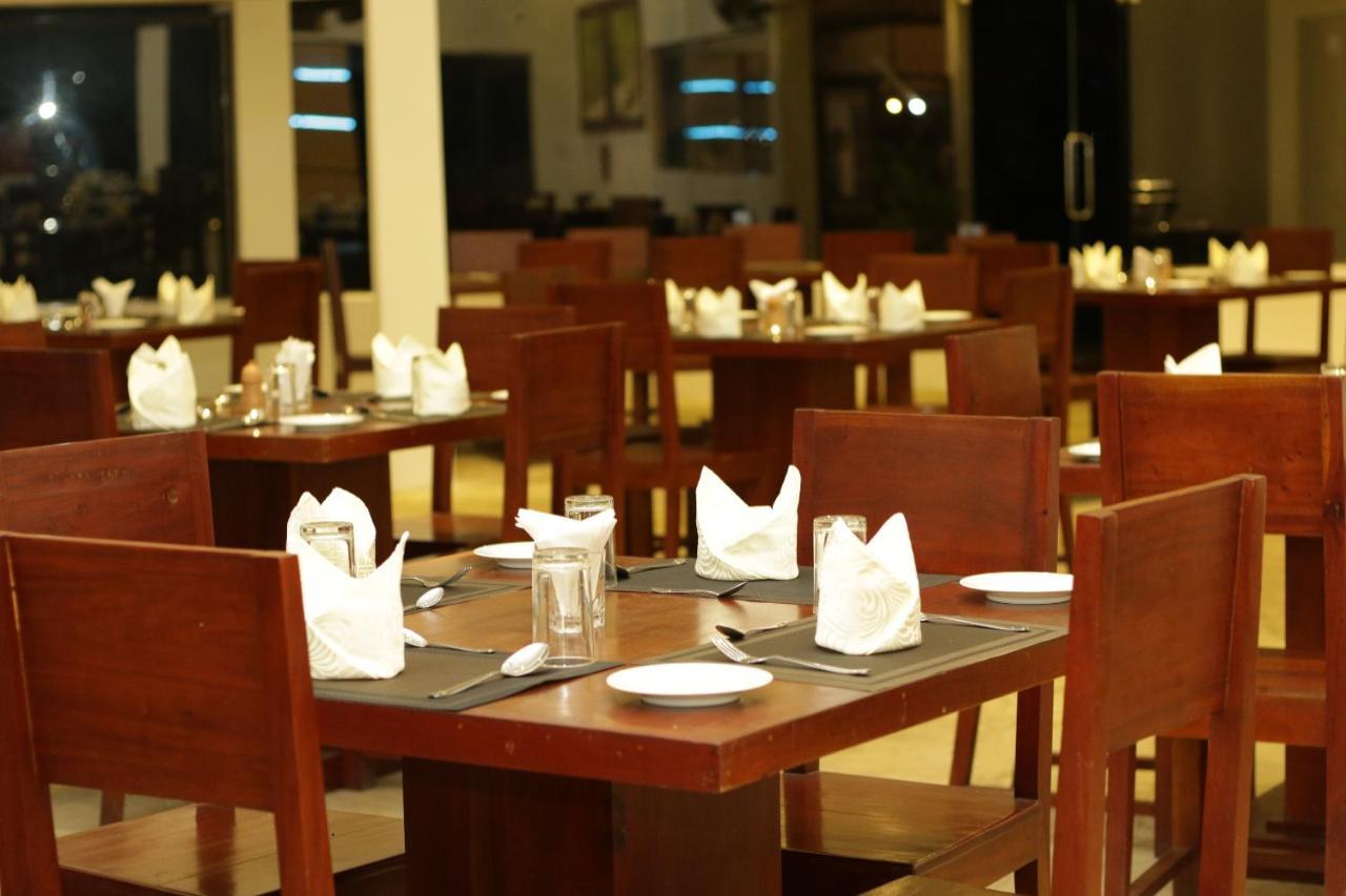 Jade Green Hotel Hambantota Exteriér fotografie
