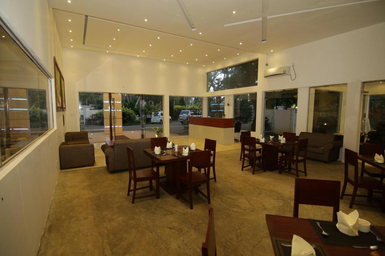 Jade Green Hotel Hambantota Exteriér fotografie